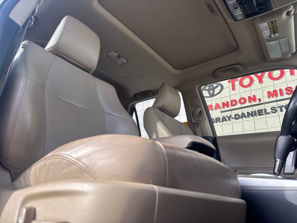 Used 2014 Toyota 4Runner Limited image 27