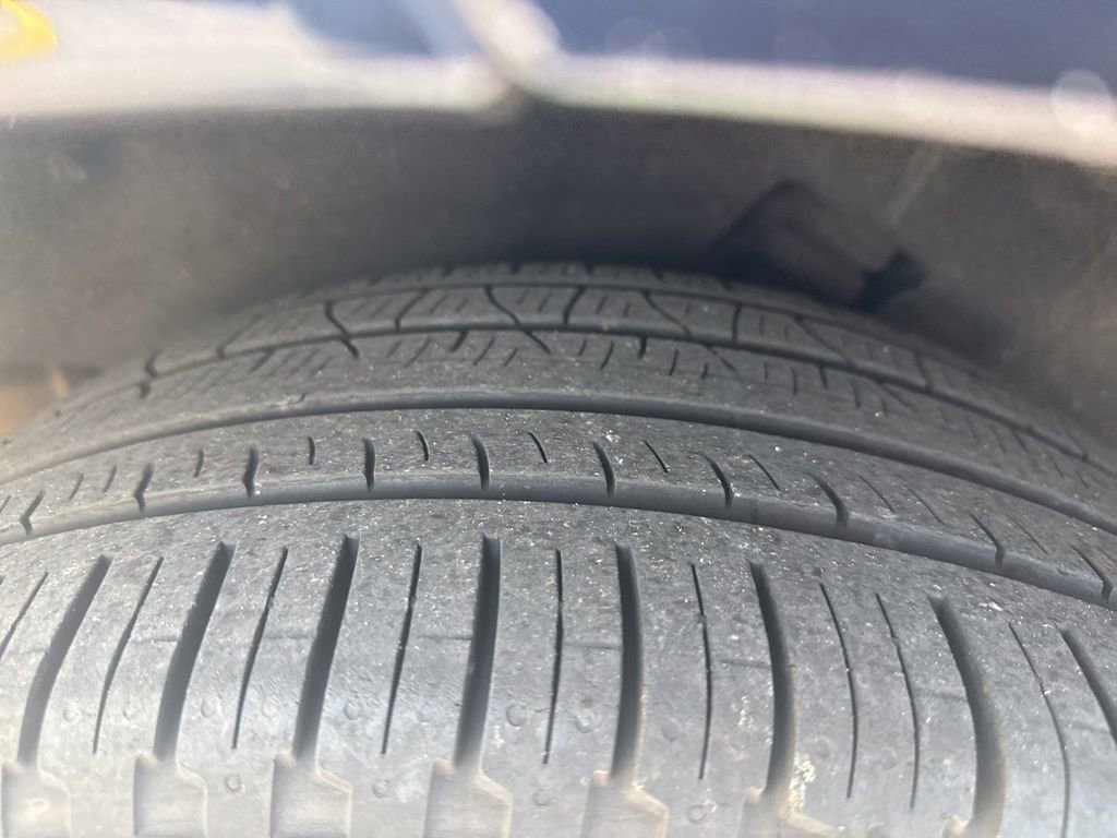 Used 2019 Porsche Macan AWD/4WD image 10