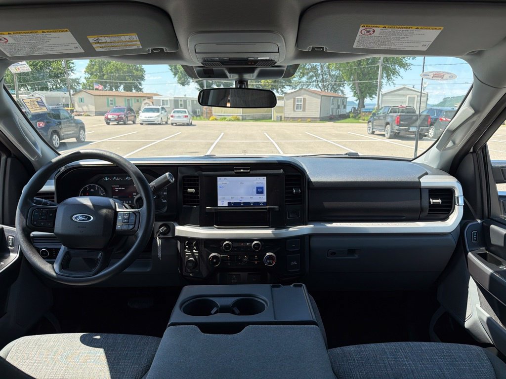 Used 2025 Ford F250 XLT AWD/4WD image 15