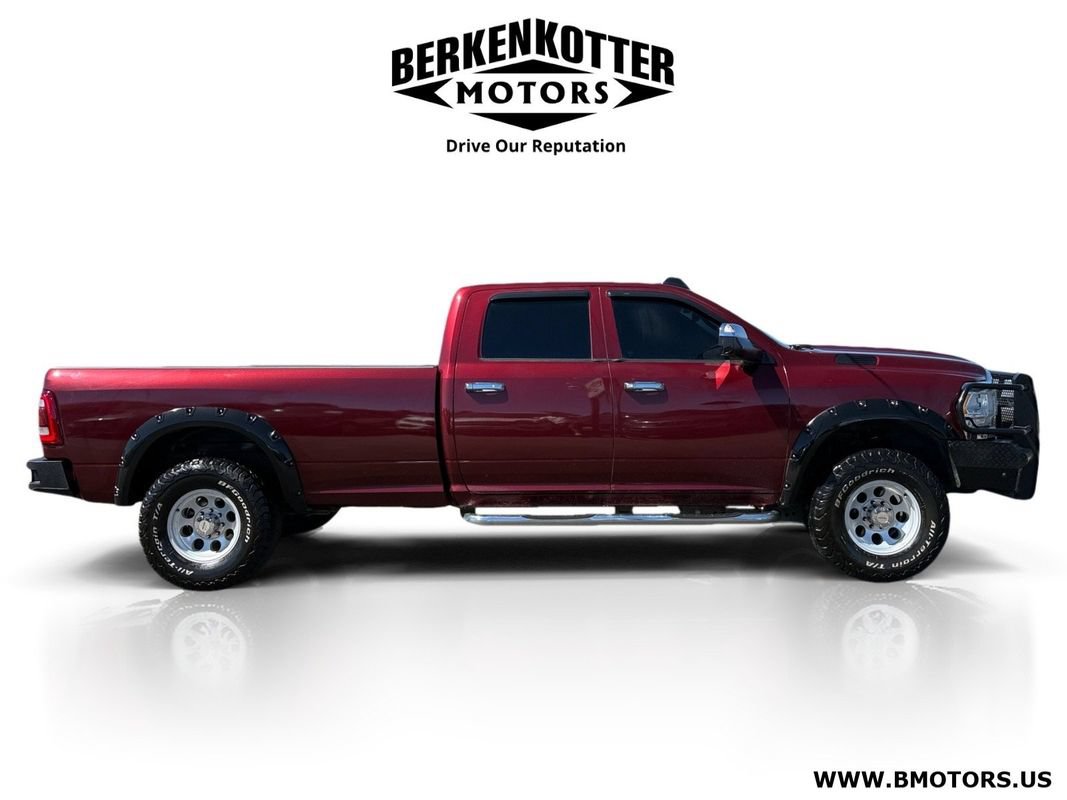 Used 2022 RAM 3500 Tradesman w/ Safety Group AWD/4WD image 2
