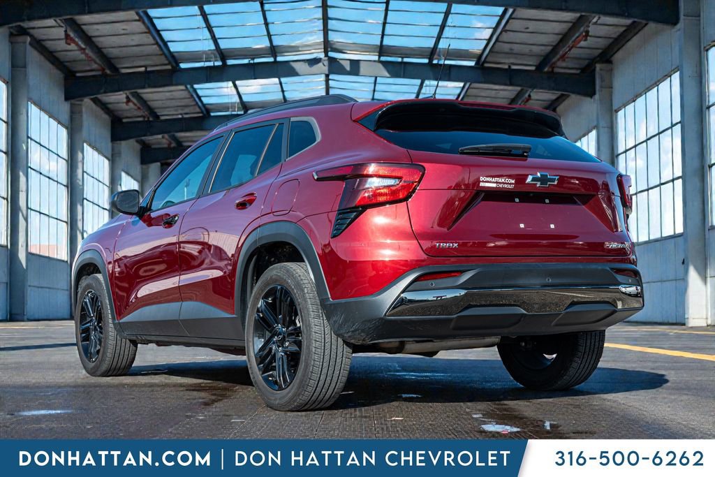 Used 2024 Chevrolet Trax ACTIV w/ Driver Confidence Package image 30