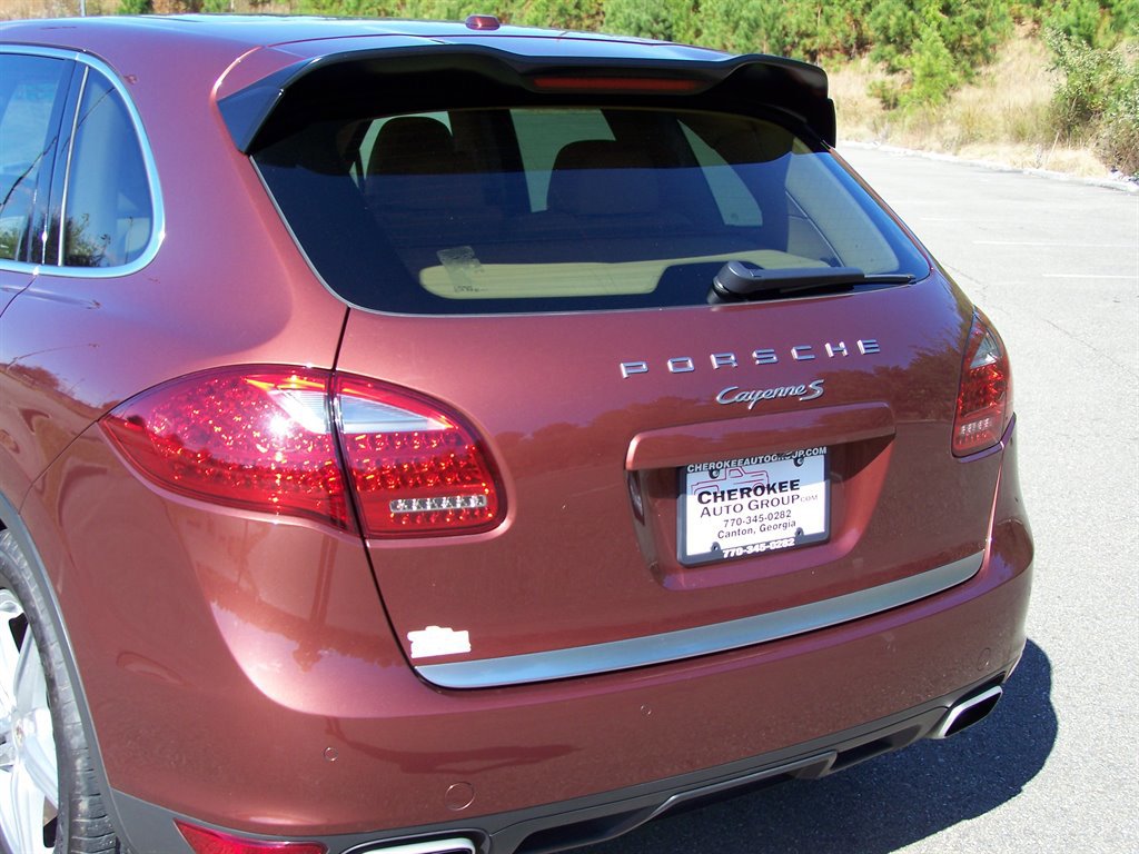 Used 2012 Porsche Cayenne S image 20