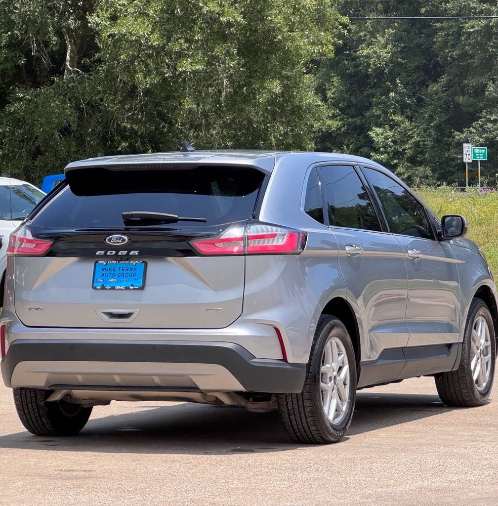 Used 2024 Ford Edge SEL AWD/4WD image 13