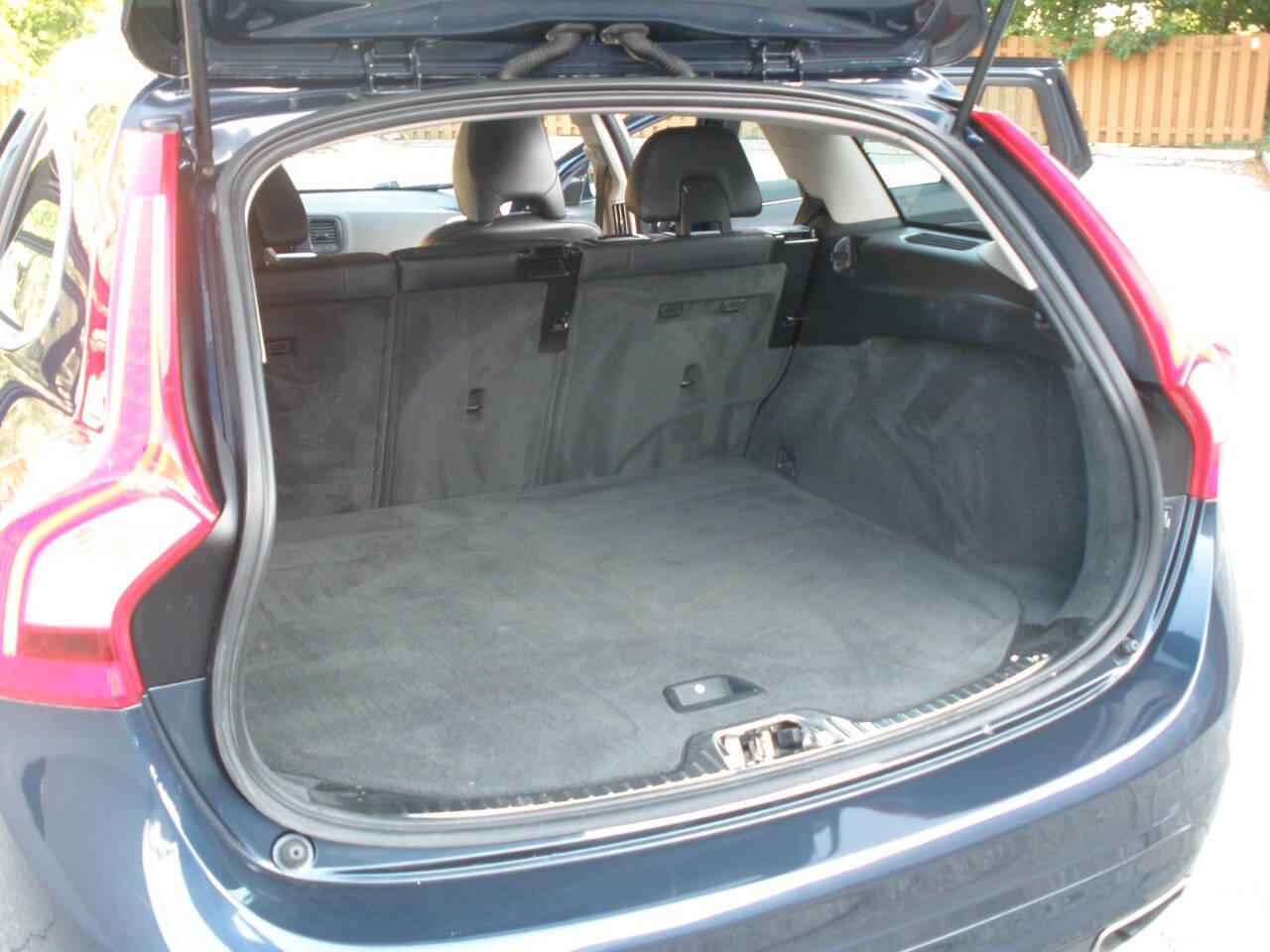 Used 2015 Volvo V60 T5 Premier image 21