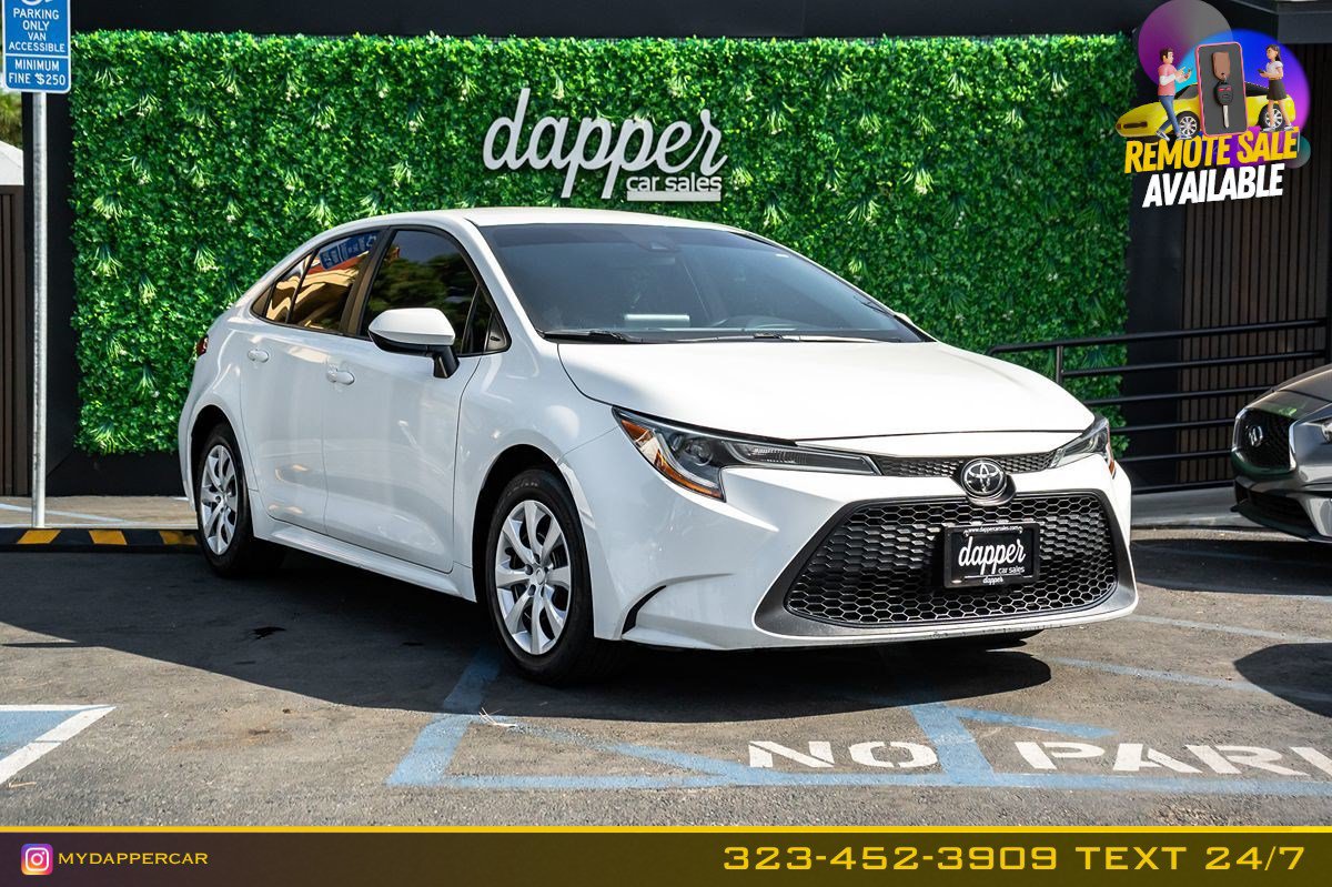 Used 2022 Toyota Corolla LE FWD image 3