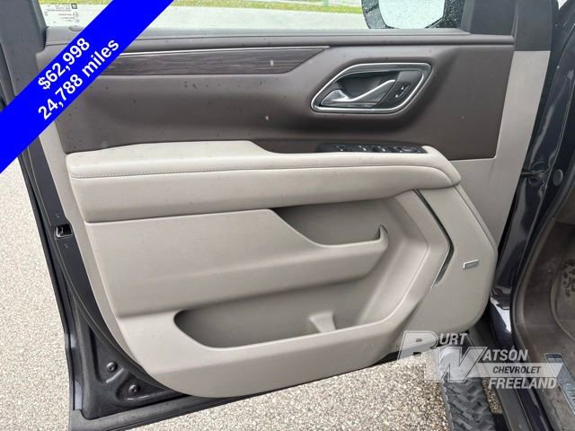 Used 2024 Chevrolet Tahoe Z71 w/ Luxury Package AWD/4WD image 10