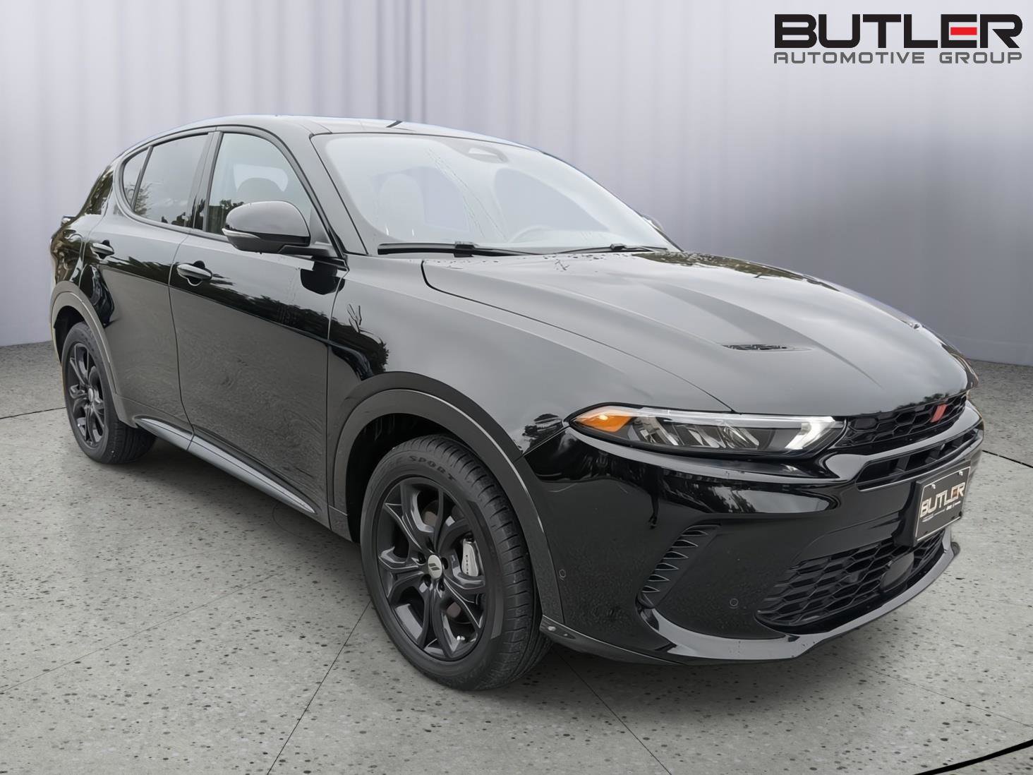 Used 2024 Dodge Hornet R/T Plus w/ Tech Pack Plus w/o Parking image 9