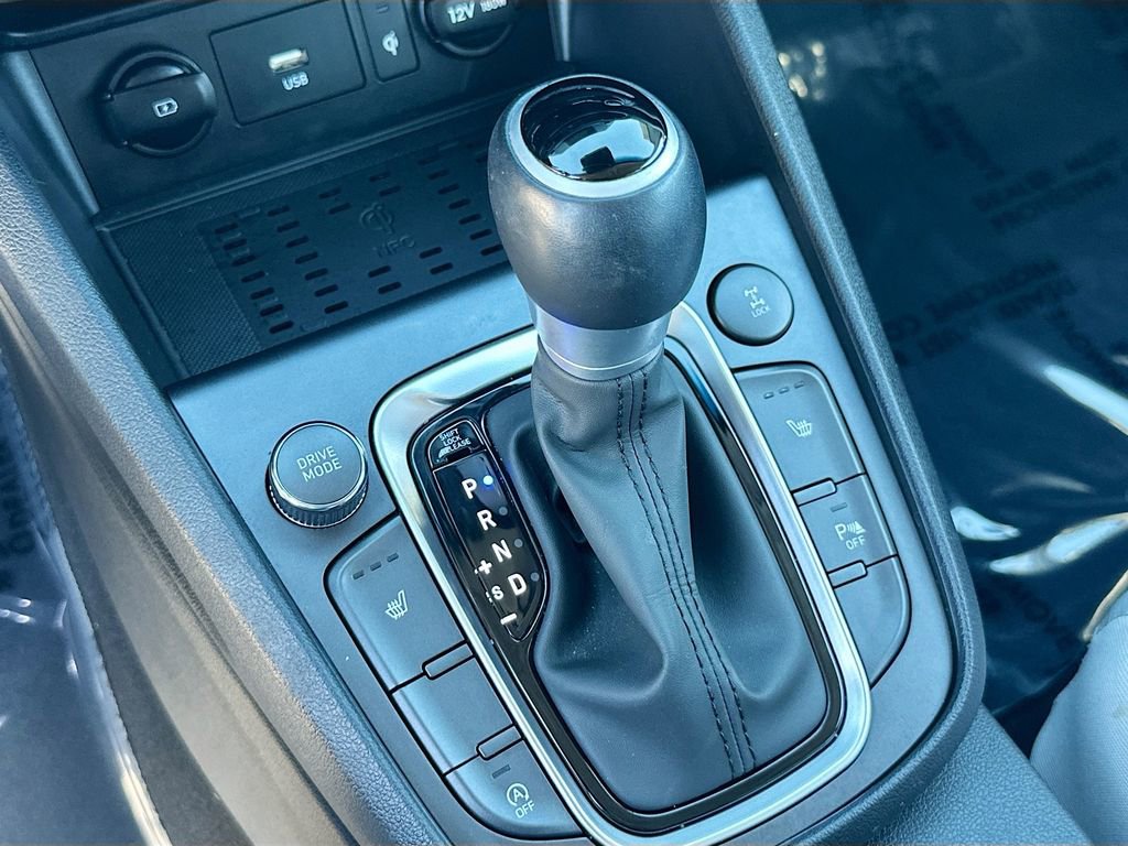 Used 2023 Hyundai Kona Limited image 17