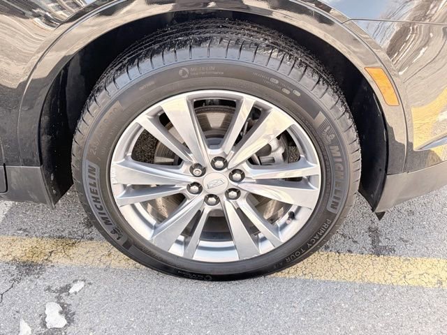 Used 2024 Cadillac XT5 Premium Luxury image 11