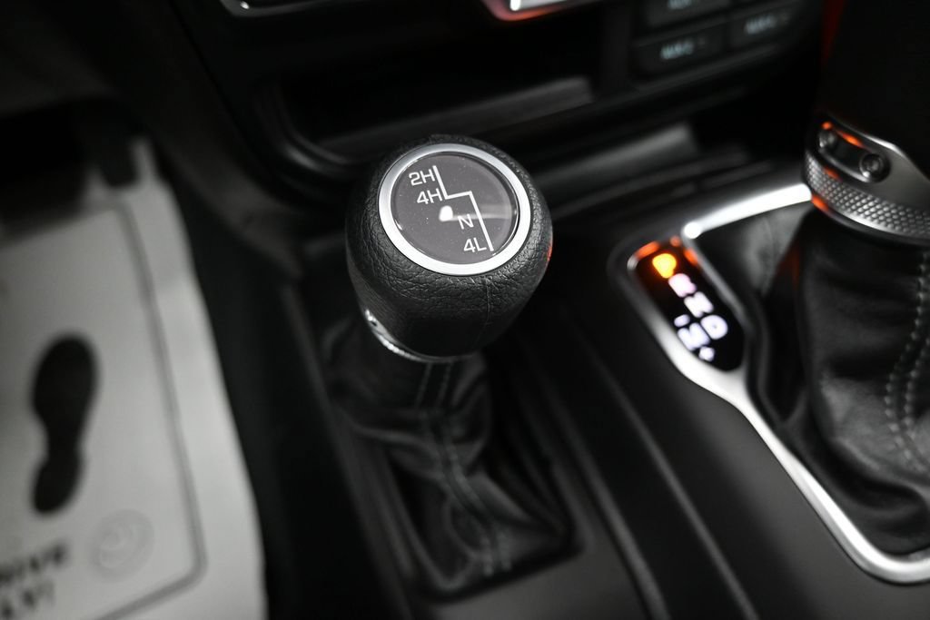New 2026 Jeep Gladiator Sport AWD/4WD image 21
