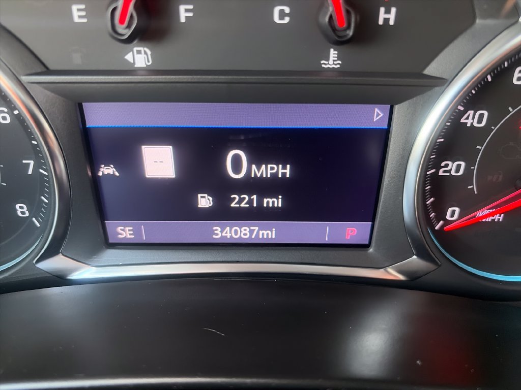 Used 2022 Chevrolet Equinox RS w/ RS Leather Package AWD/4WD image 17