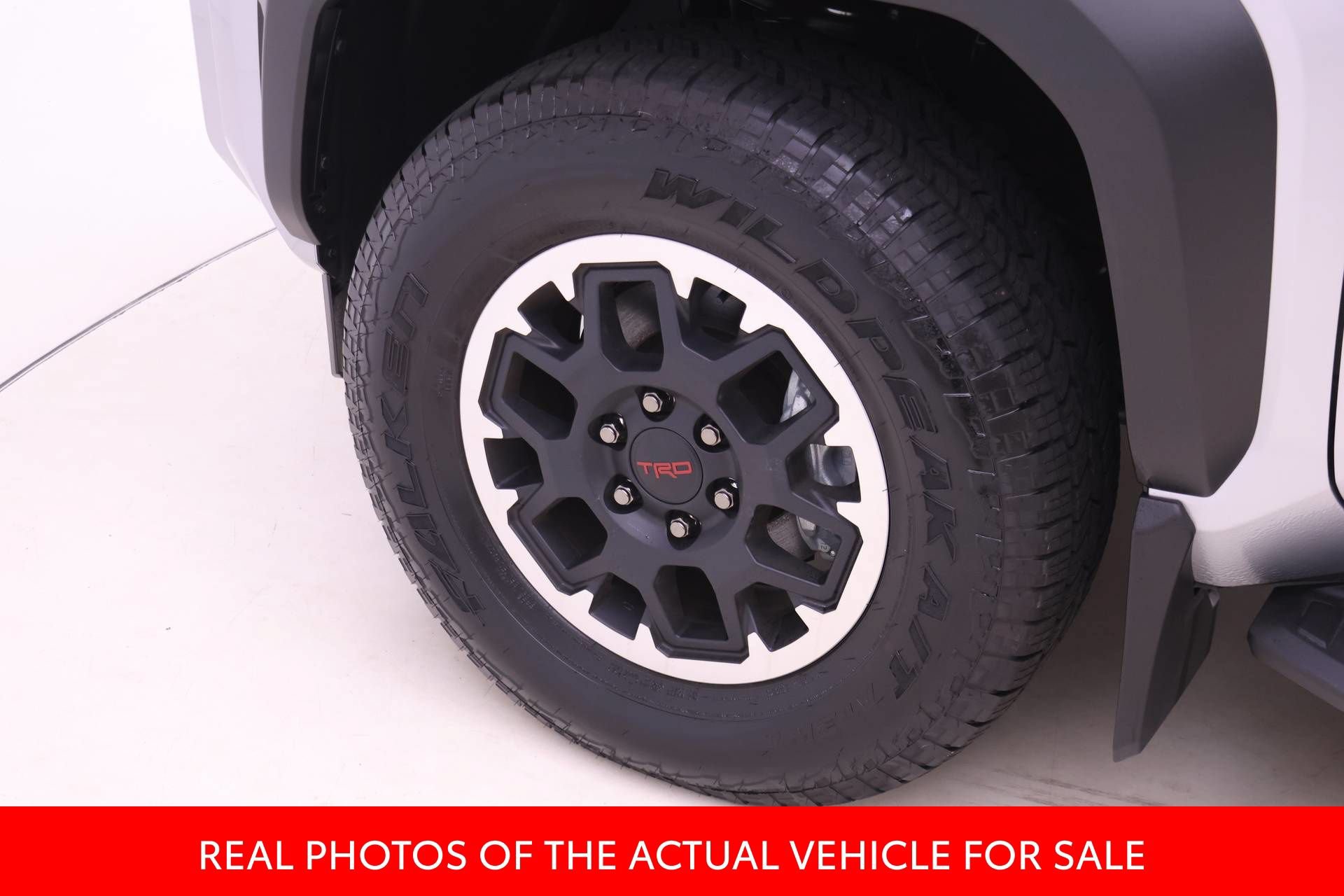Used 2025 Toyota 4Runner TRD Off-Road AWD/4WD image 16