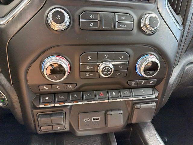 Used 2020 GMC Sierra 1500 AT4 w/ AT4 Premium Package AWD/4WD image 22