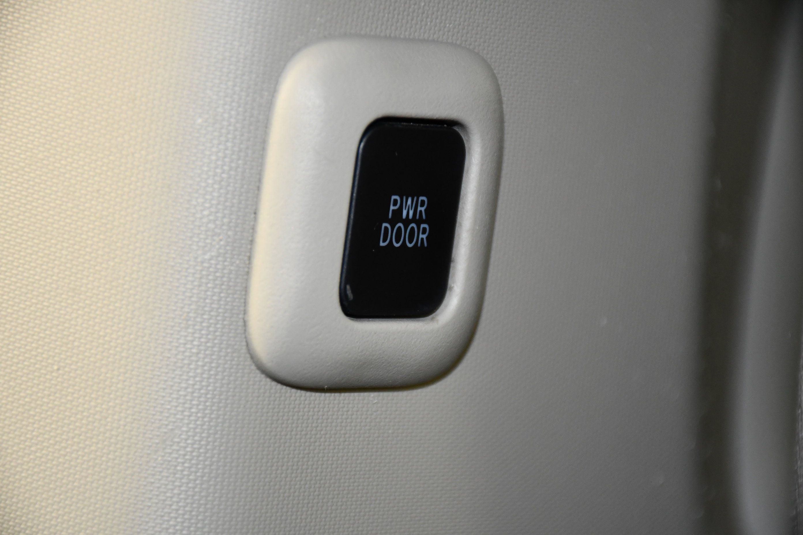 Used 2018 Toyota Sienna XLE FWD image 46