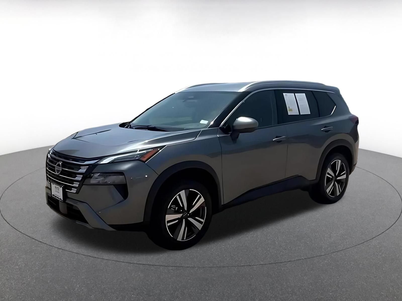 Used 2026 Nissan Rogue SL FWD image 9