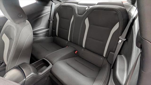 Used 2018 Chevrolet Camaro LT w/ RS Package image 16