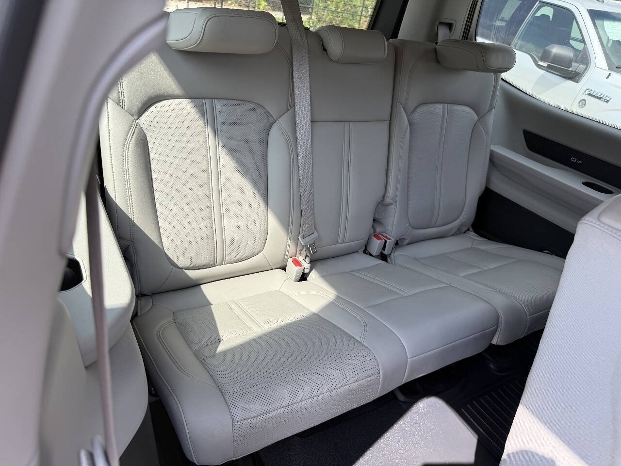 Used 2022 Jeep Wagoneer Series II AWD/4WD image 26