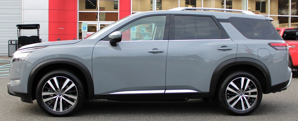 Certified 2023 Nissan Pathfinder Platinum image 9