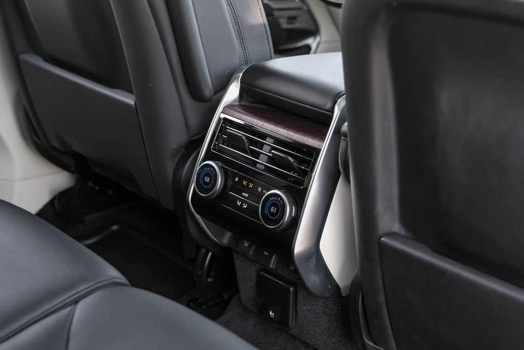 Used 2023 Land Rover Range Rover SE image 41