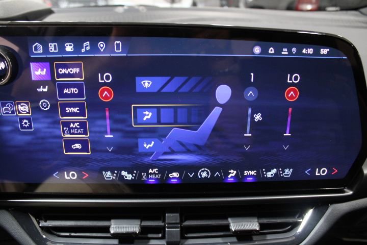 New 2026 Chevrolet Equinox EV RS image 54