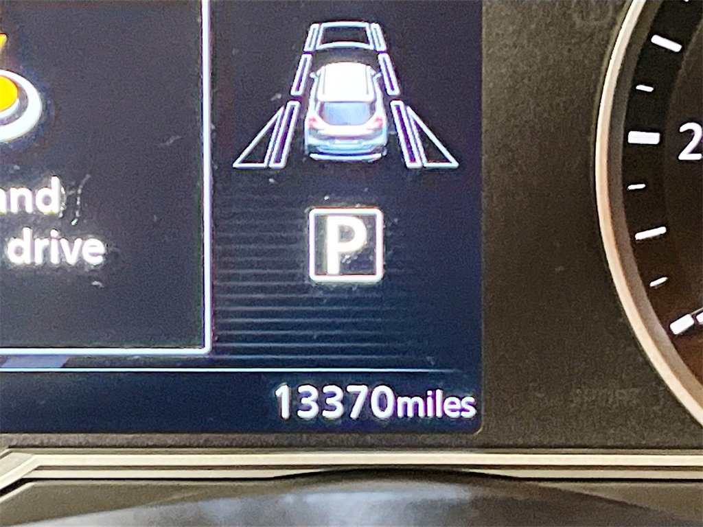 Used 2020 Nissan Kicks SR w/ SR Premium Package image 12