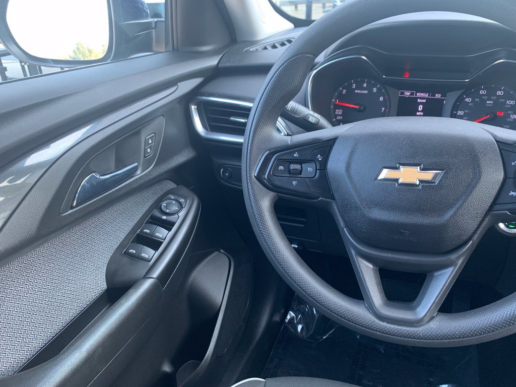 Used 2023 Chevrolet TrailBlazer LT w/ Convenience Package AWD/4WD image 10