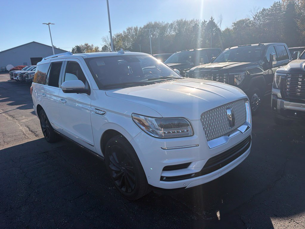 Used 2020 Lincoln Navigator Reserve w/ Equipment Group 208A Reserve AWD/4WD image 22
