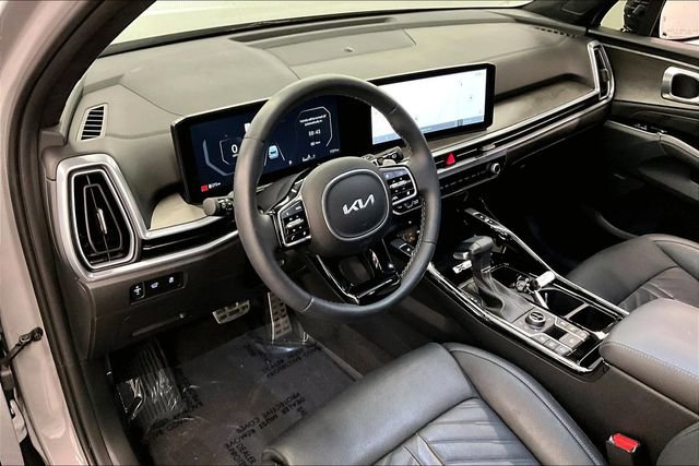 Used 2024 Kia Sorento SX Prestige image 13