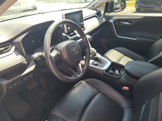 Used 2019 Toyota RAV4 Limited w/ Cold Weather Package AWD/4WD image 10