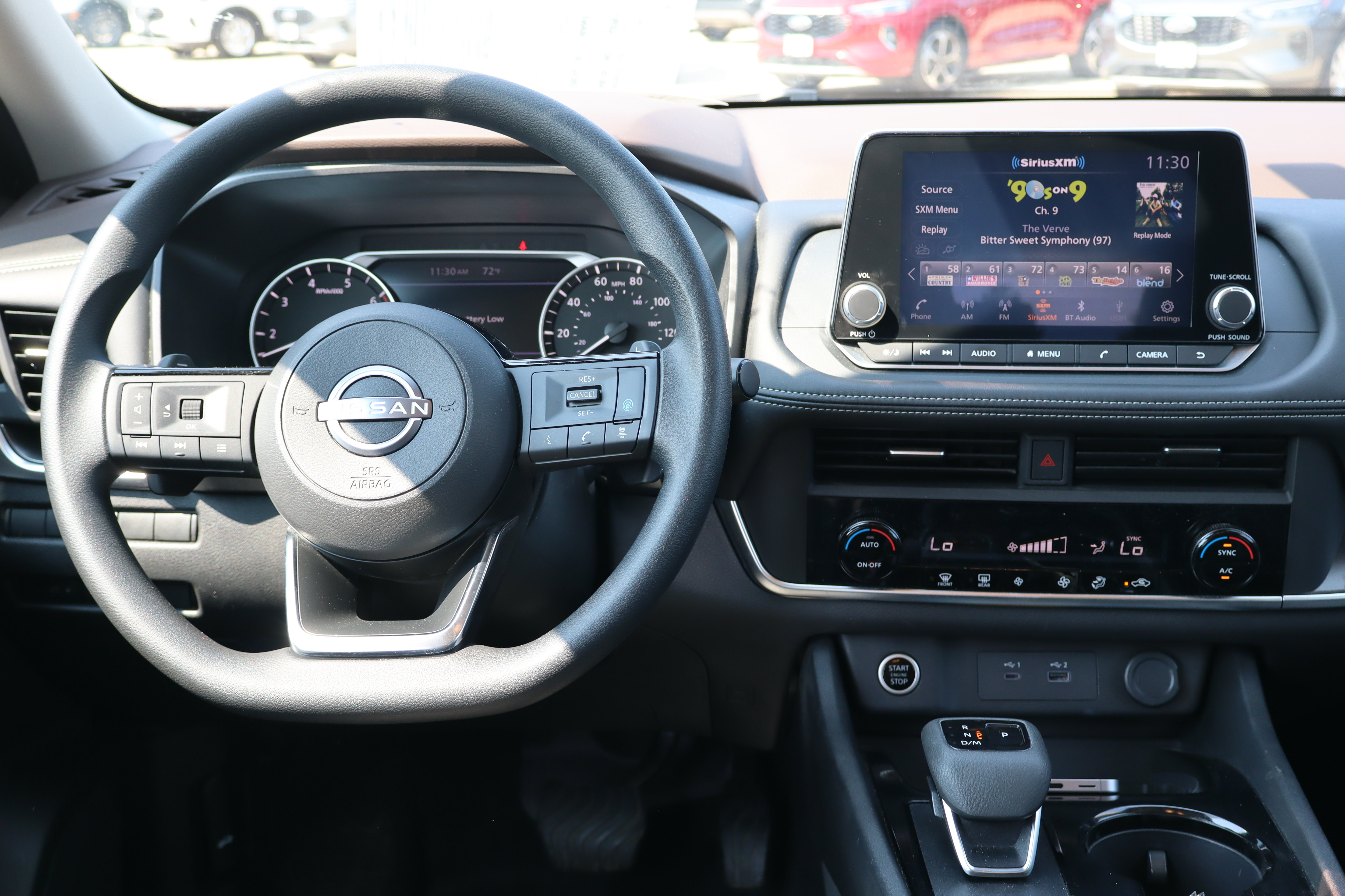 Used 2023 Nissan Rogue SV AWD/4WD image 13