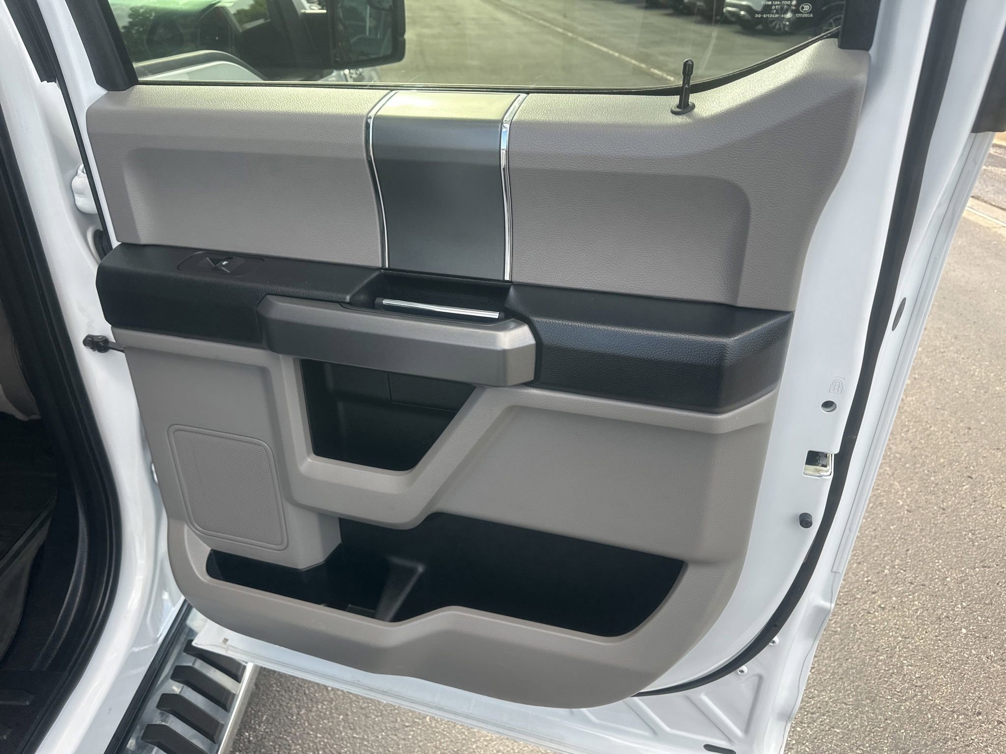 Used 2018 Ford F150 XLT w/ XTR Package AWD/4WD image 13