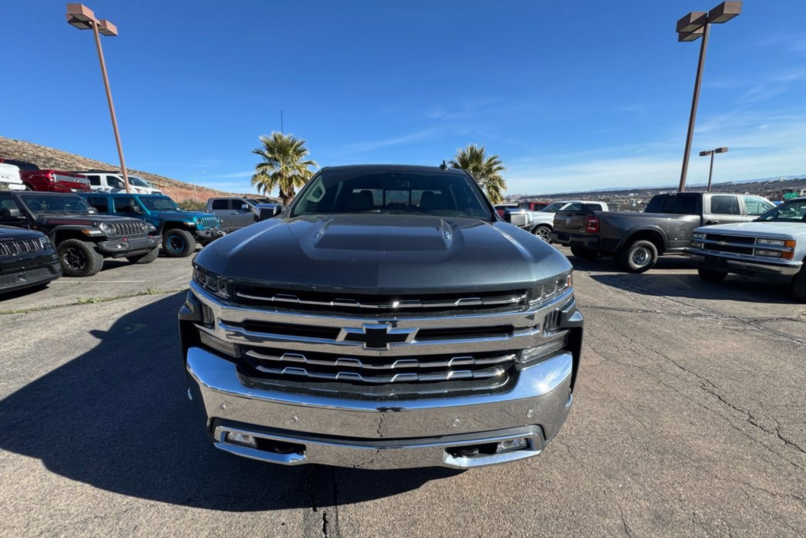 Used 2019 Chevrolet Silverado 1500 LTZ w/ LTZ Premium Package image 8