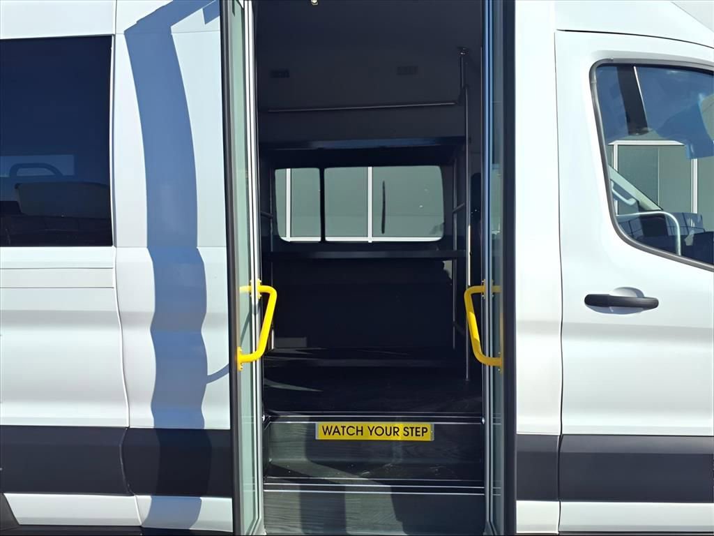 New 2026 Ford Transit 350 XL image 10