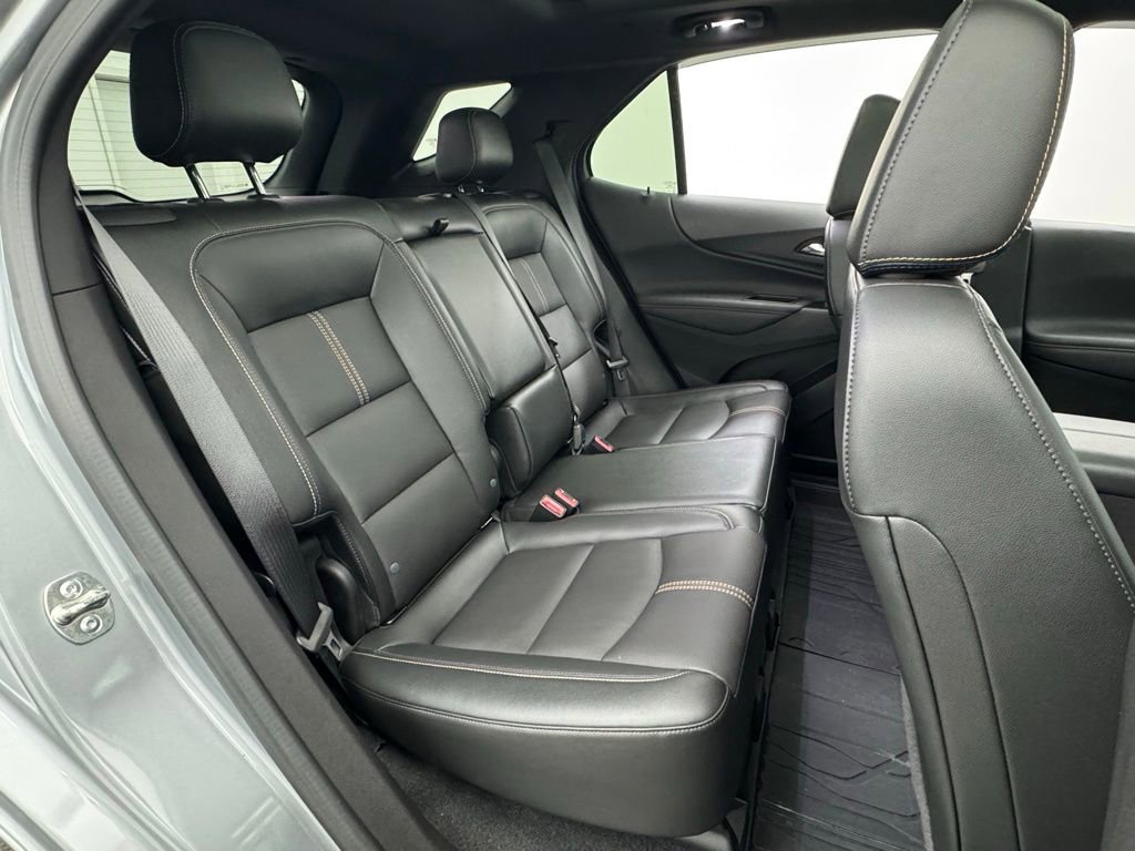 Used 2024 Chevrolet Equinox Premier image 39