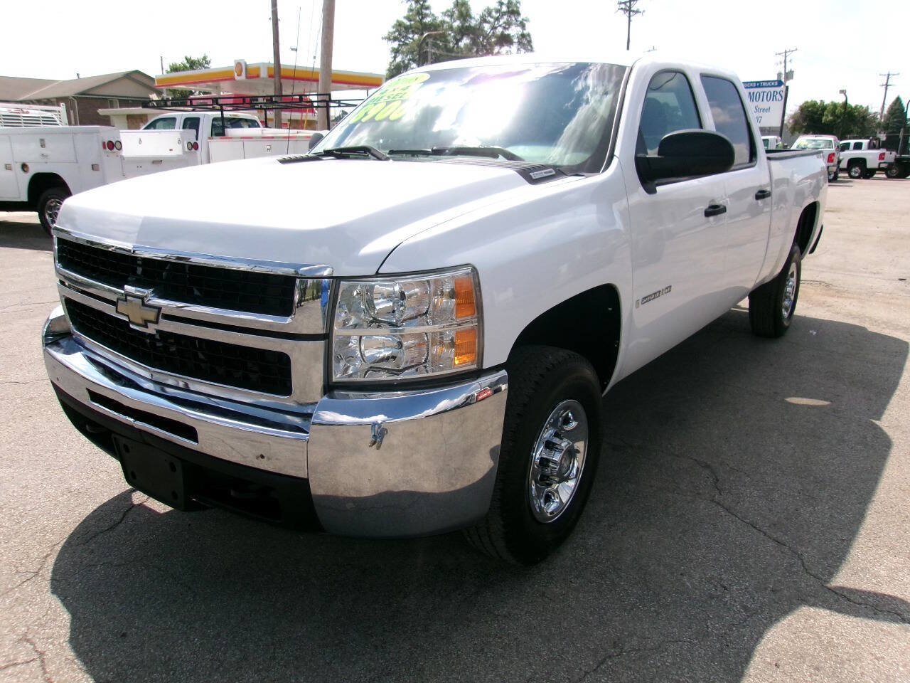 Used 2008 Chevrolet Silverado 2500 W/T AWD/4WD image 4