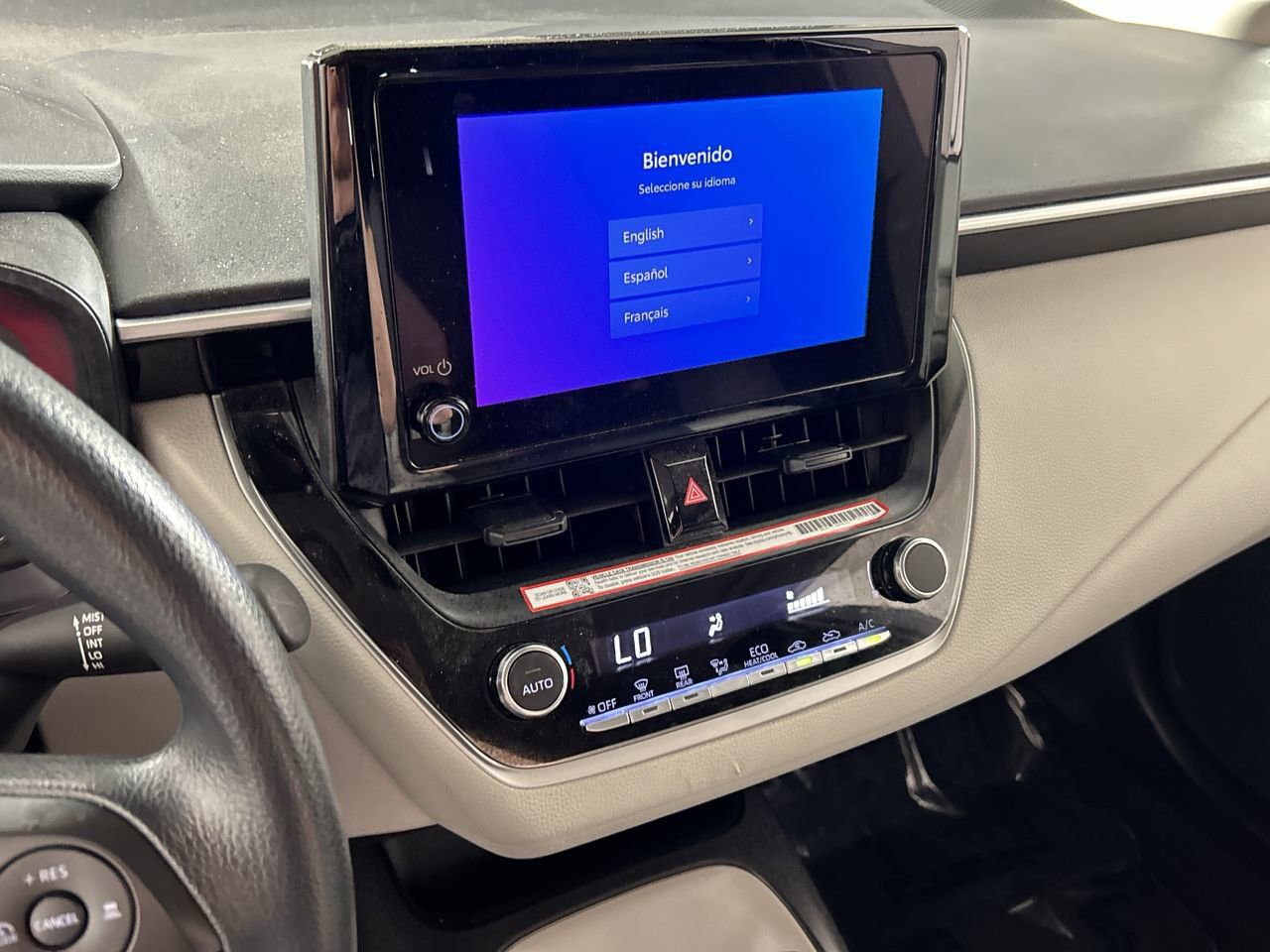 Used 2025 Toyota Corolla LE image 16