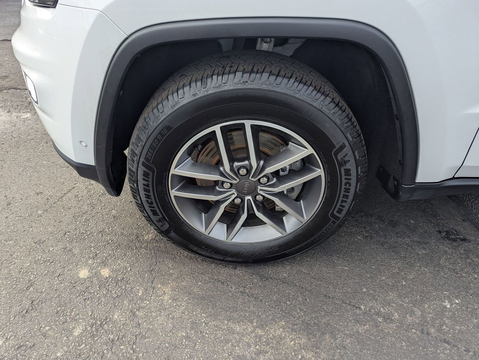 Certified 2022 Jeep Grand Cherokee Limited w/ Tech Group image 29