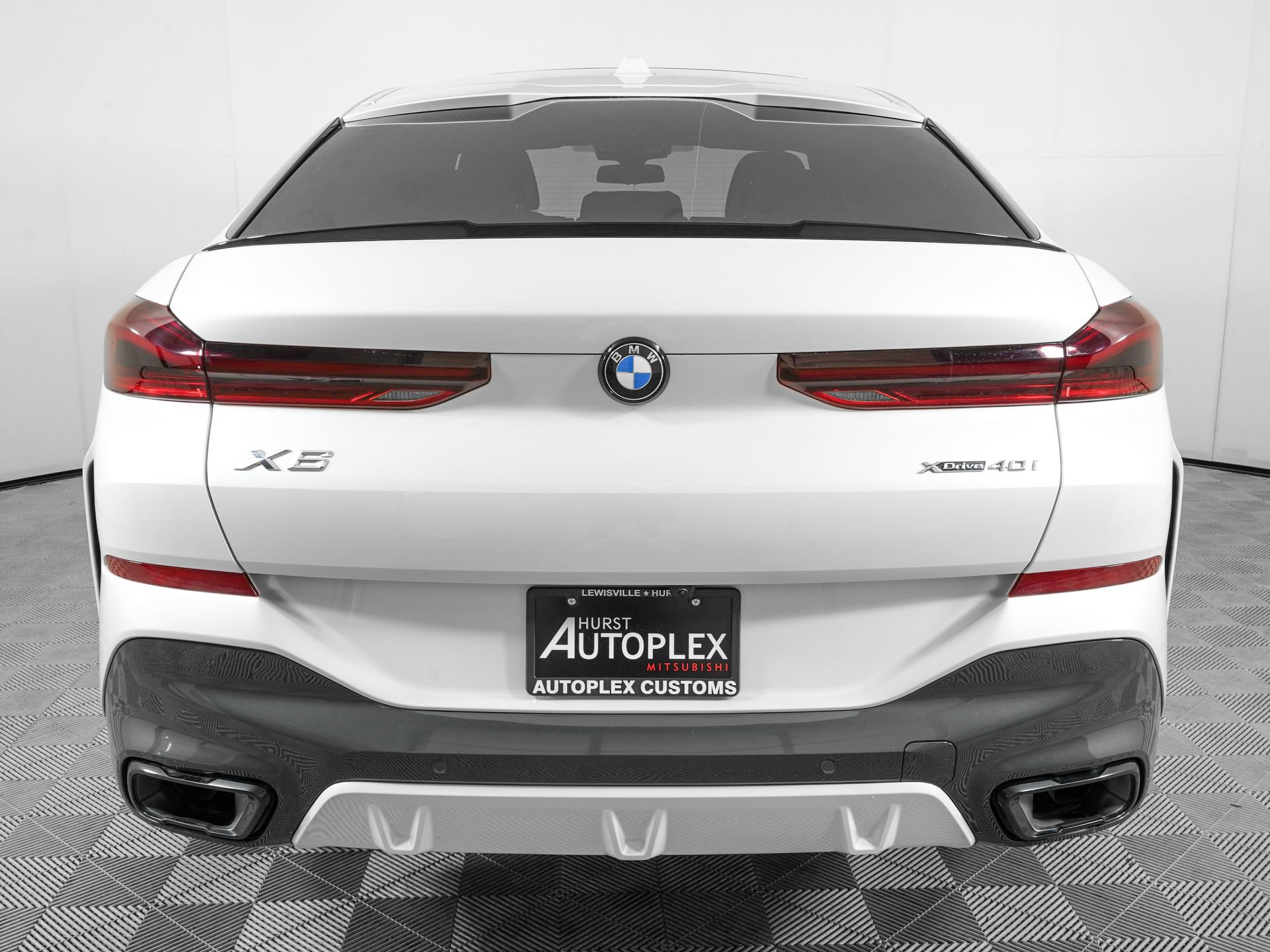 Used 2025 BMW X6 xDrive40i w/ Climate Comfort Package AWD/4WD image 5