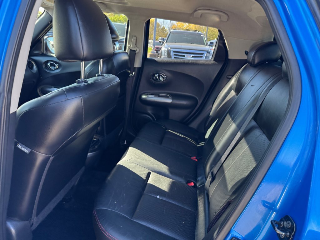Used 2012 Nissan Juke SL FWD image 36