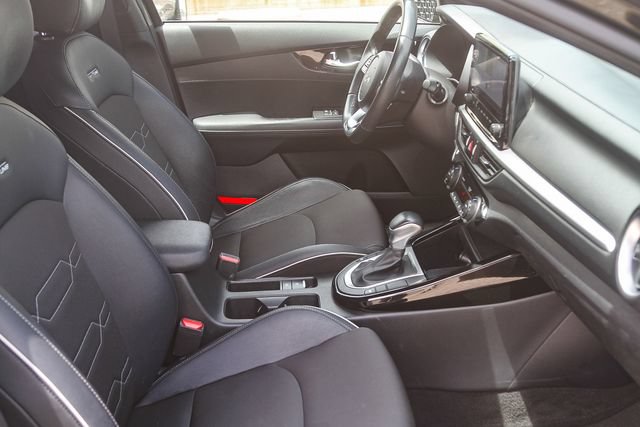 Certified 2024 Kia Forte GT-Line FWD image 18