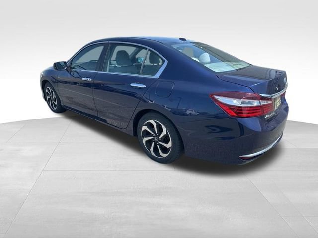 Used 2017 Honda Accord EX image 6