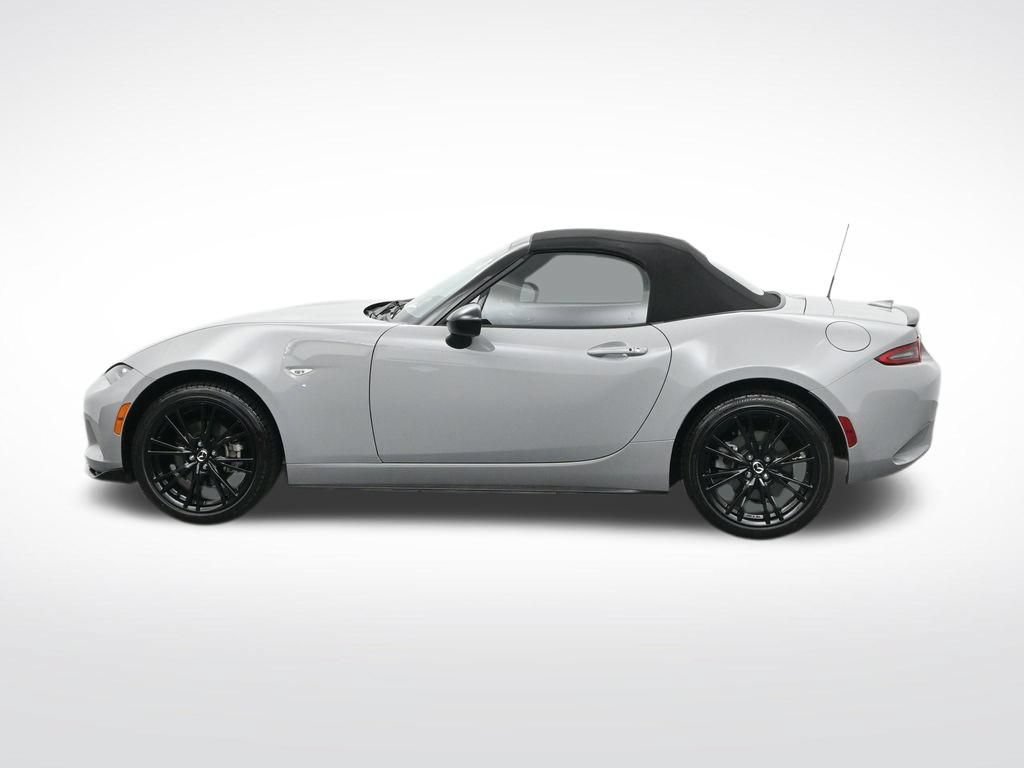 Used 2025 MAZDA MX-5 Miata Club RWD image 10