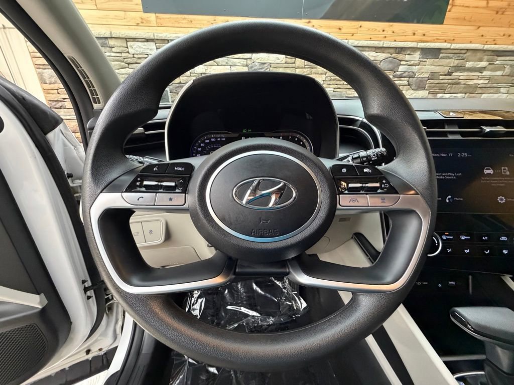 Certified 2023 Hyundai Tucson SEL image 17
