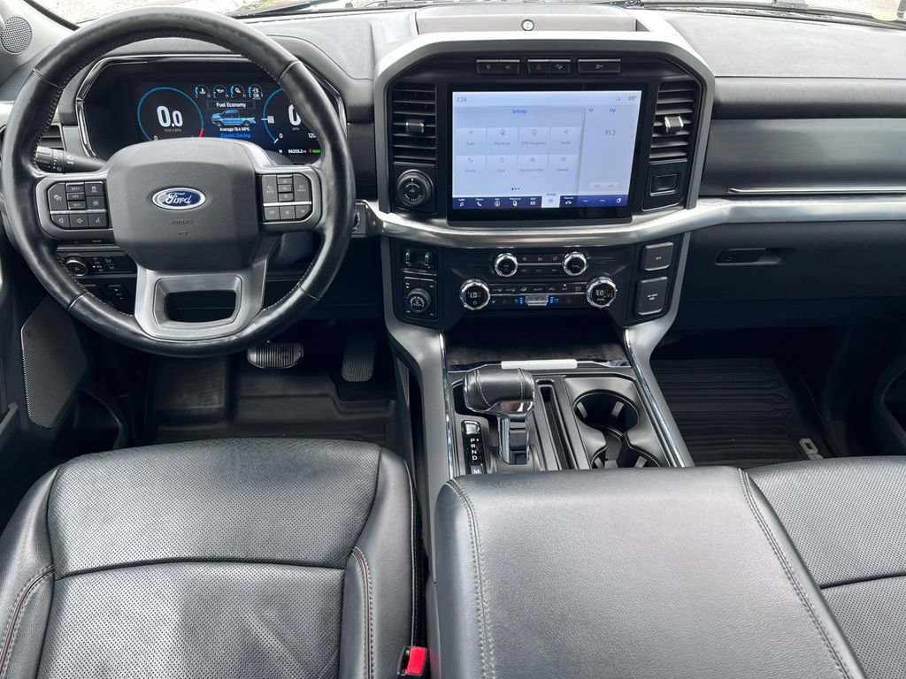 Used 2021 Ford F150 Lariat w/ Equipment Group 502A High AWD/4WD image 3
