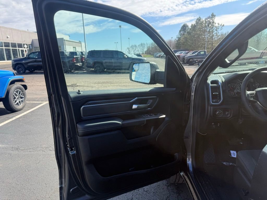 New 2026 RAM 1500 Big Horn w/ Night Edition image 12