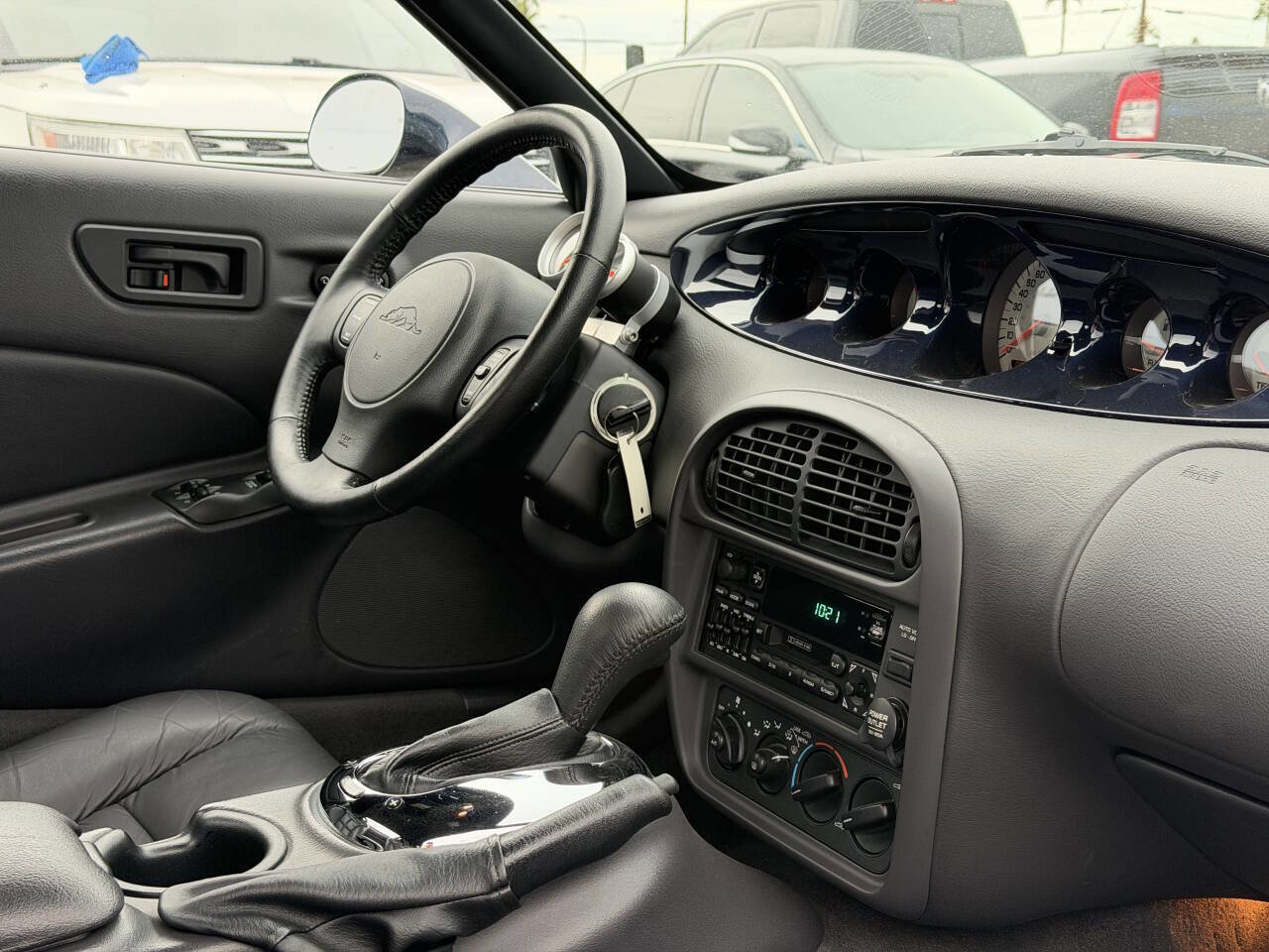 Used 2001 Chrysler Prowler image 30