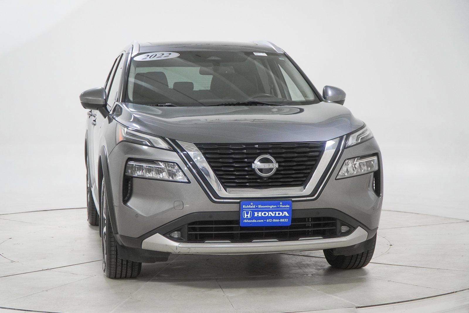 Used 2022 Nissan Rogue Platinum w/ Head-Up Display Package image 18