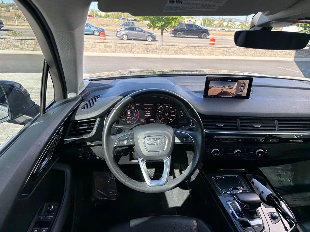 Used 2019 Audi Q7 3.0T Premium Plus w/ Premium Plus Package AWD/4WD image 14