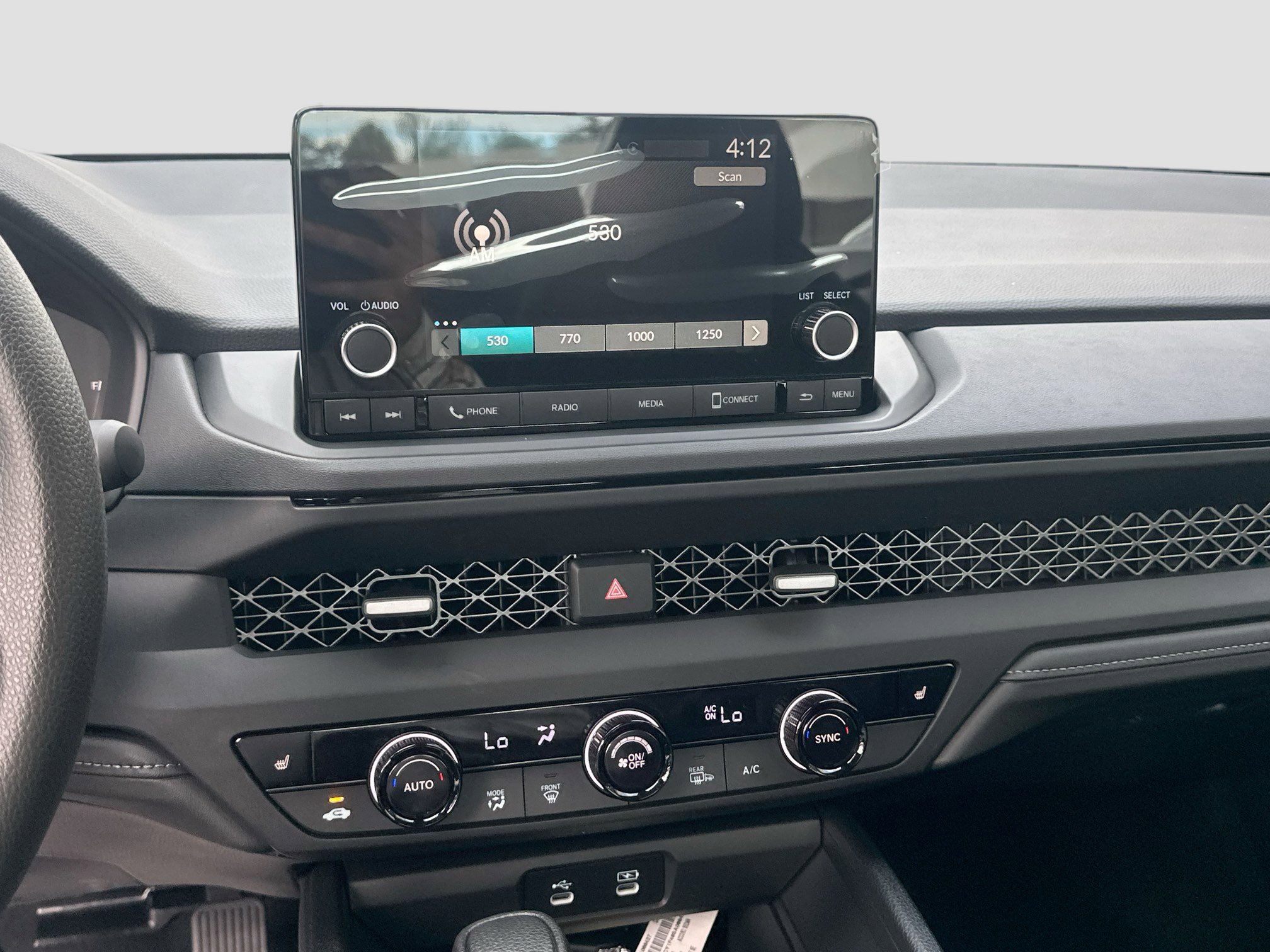 New 2025 Honda Accord SE image 10