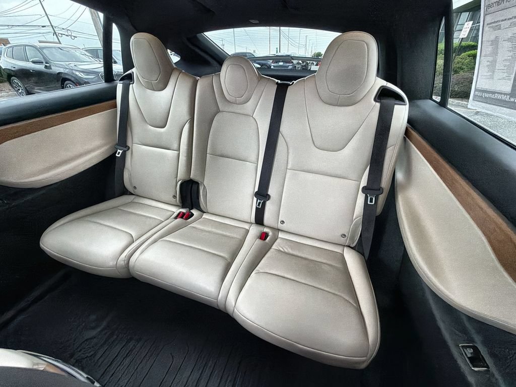 Used 2020 Tesla Model X Performance AWD/4WD image 21